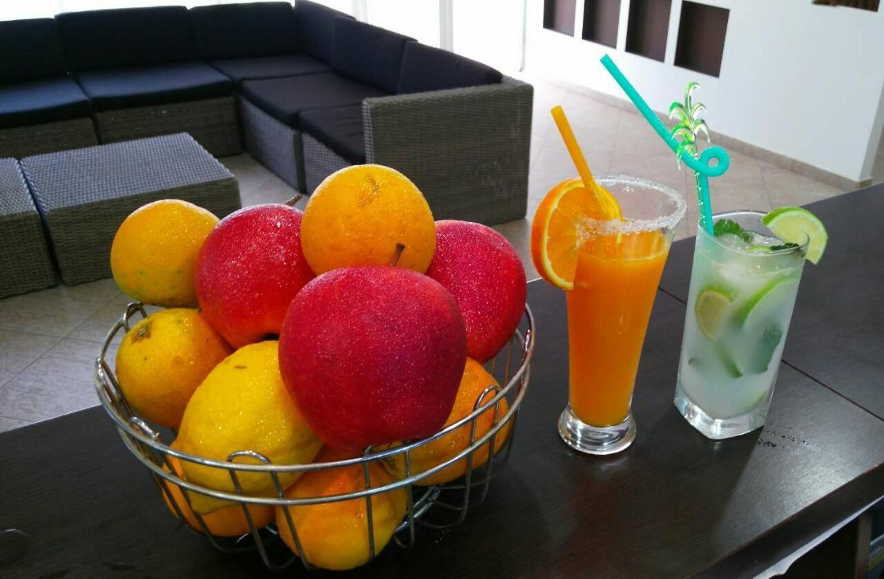 Glicinia Hotel Golden Sands Bagian luar foto