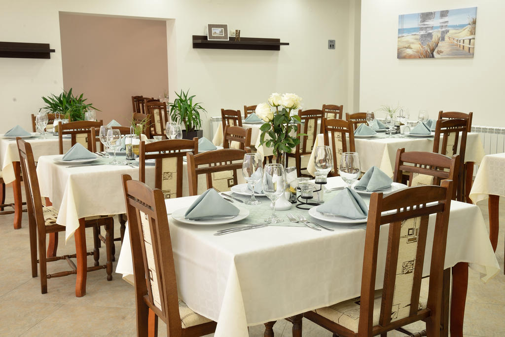 Glicinia Hotel Golden Sands Bagian luar foto