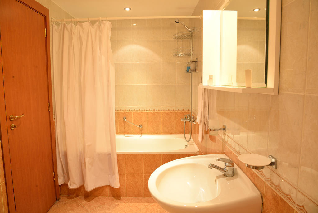 Glicinia Hotel Golden Sands Bagian luar foto