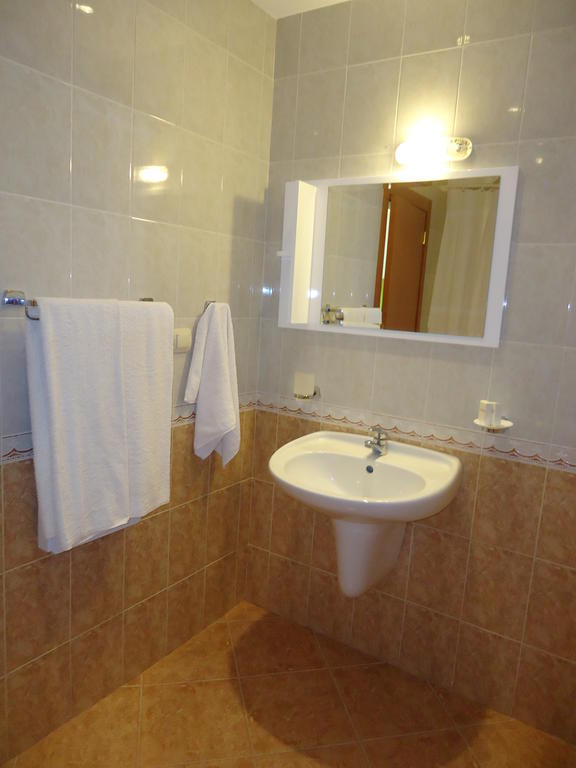 Glicinia Hotel Golden Sands Ruang foto